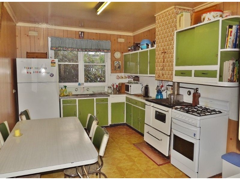 17 Watsons Road, Moe VIC 3825
