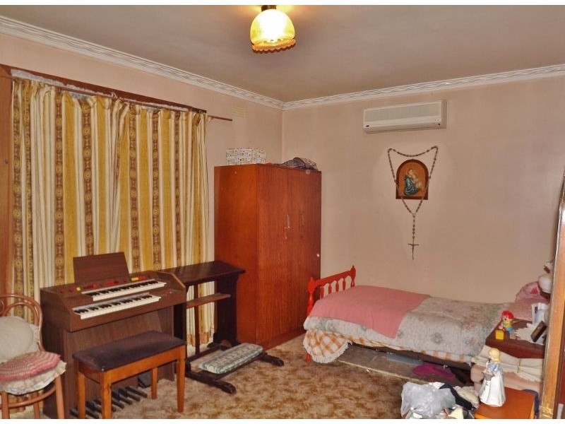 17 Watsons Road, Moe VIC 3825