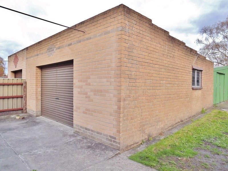 167 Service Road, Moe VIC 3825
