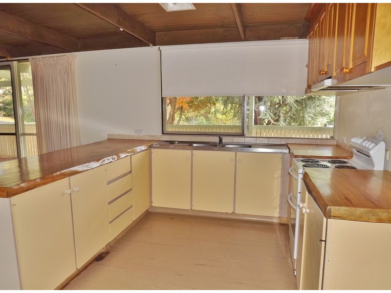 8 Matlock Court, Rawson VIC 3825