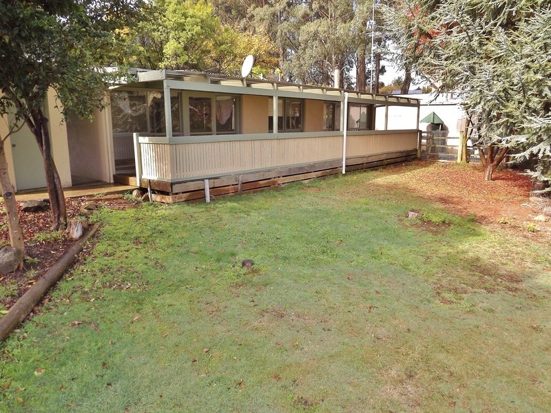 8 Matlock Court, Rawson VIC 3825