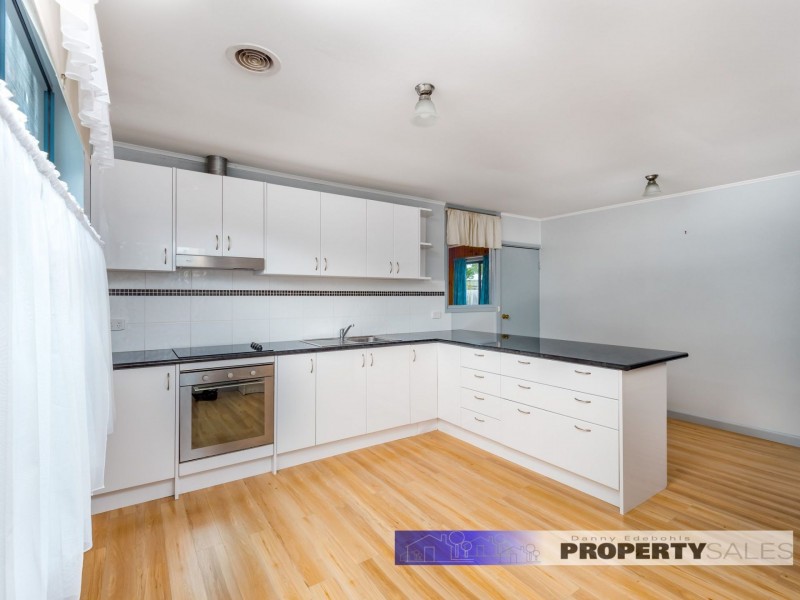 81 Western Avenue, Newborough VIC 3825