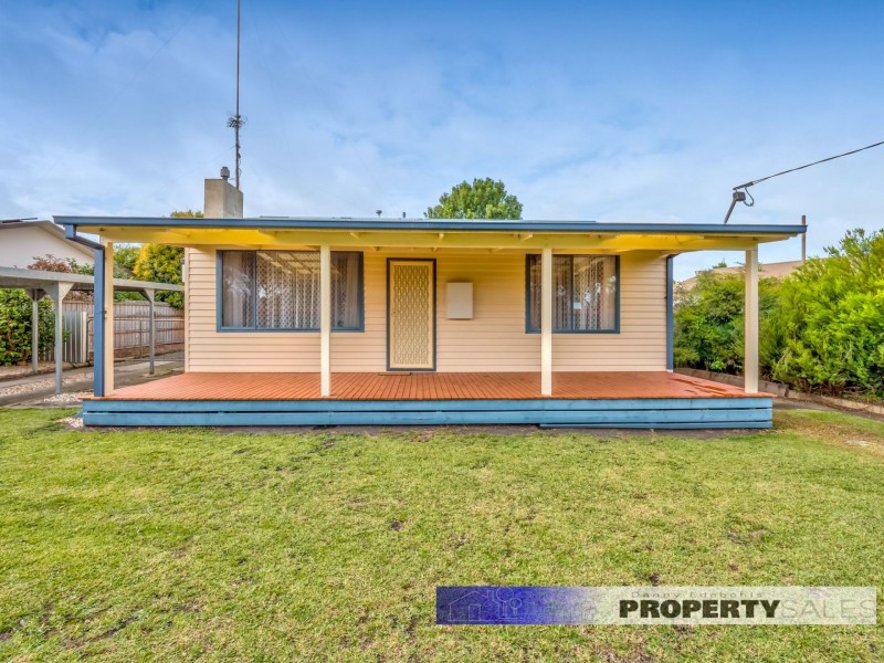 81 Western Avenue, Newborough VIC 3825