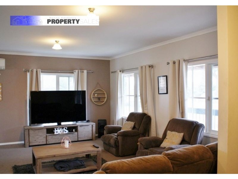 4 Hyland Street, Moe VIC 3825