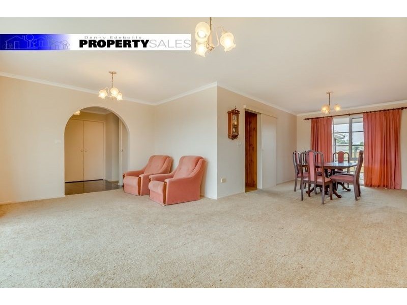 16 Crowe Court, Newborough VIC 3825