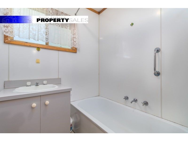 14 May Road, Hernes Oak VIC 3825