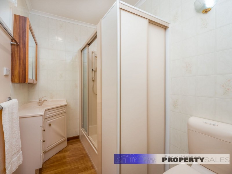 8 Ford Avenue, Newborough VIC 3825