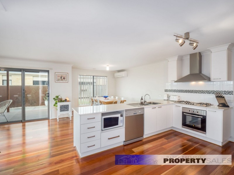 2 Robin Close, Newborough VIC 3825