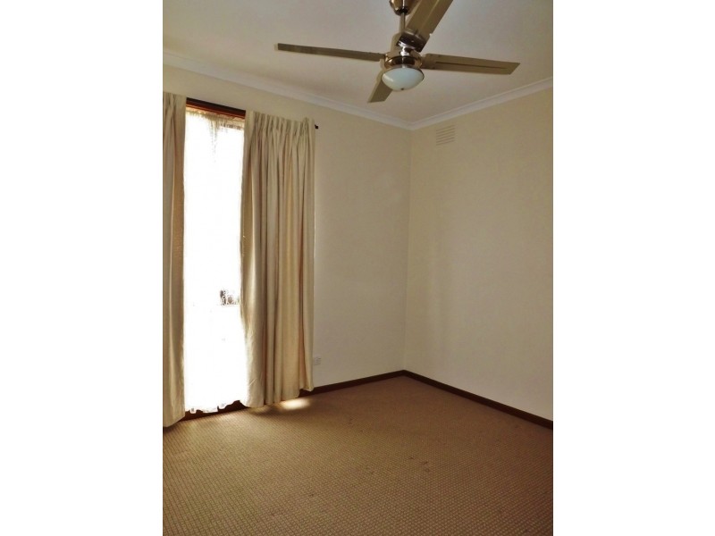 3/36 Saxtons Drive, Moe VIC 3825