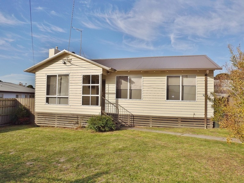 27 Kent Street, Moe VIC 3825