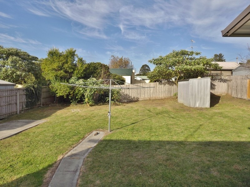 27 Kent Street, Moe VIC 3825