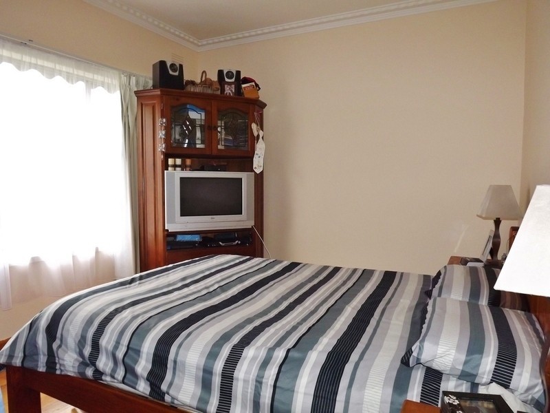 50 Cross Street, Newborough VIC 3825