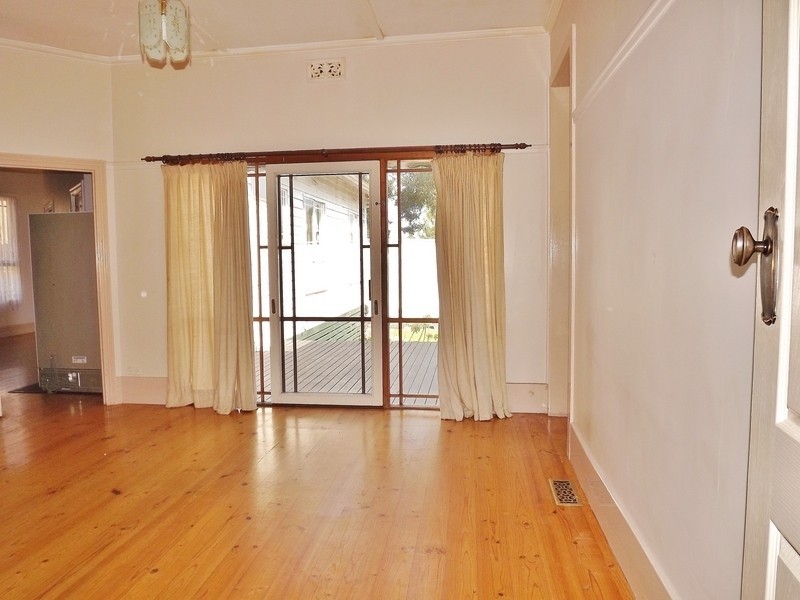 14 Reservoir Road, Moe VIC 3825