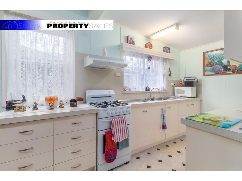 11 Bliss Street, Moe VIC 3825