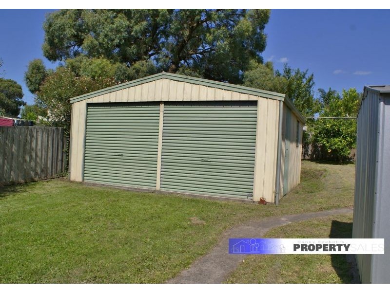 15 Service Road, Moe VIC 3825