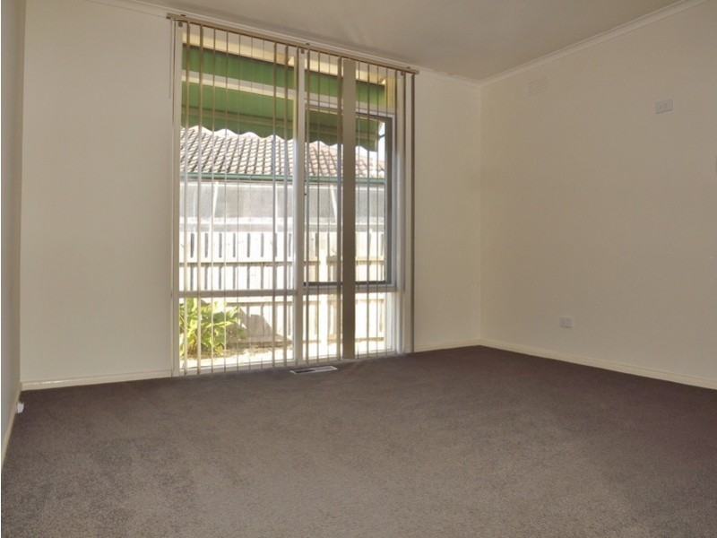 27 Northern Avenue, Newborough VIC 3825