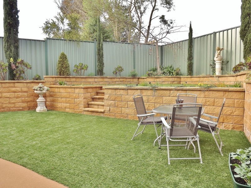 4 Amaroo Way, Newborough VIC 3825