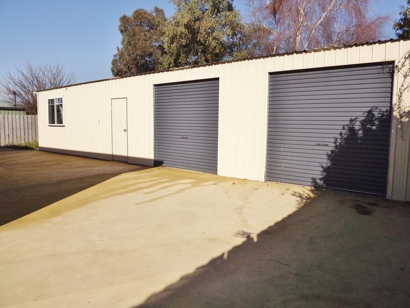 81 Hennessey Street, Moe VIC 3825