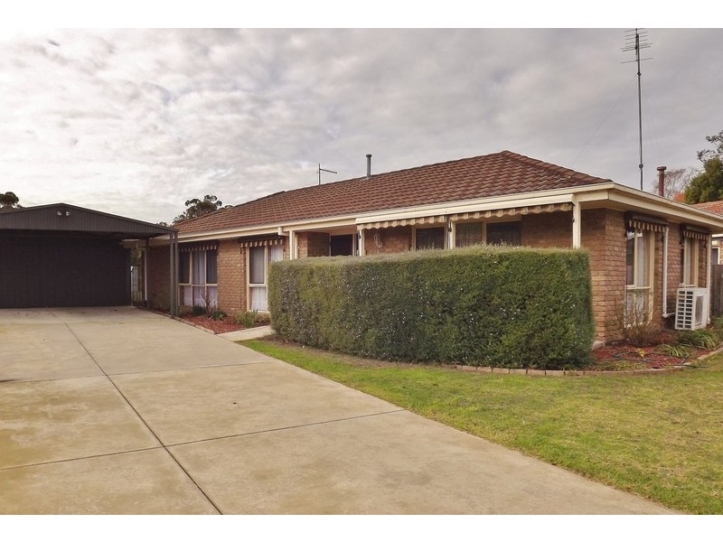 21 Mena Street, Moe VIC 3825