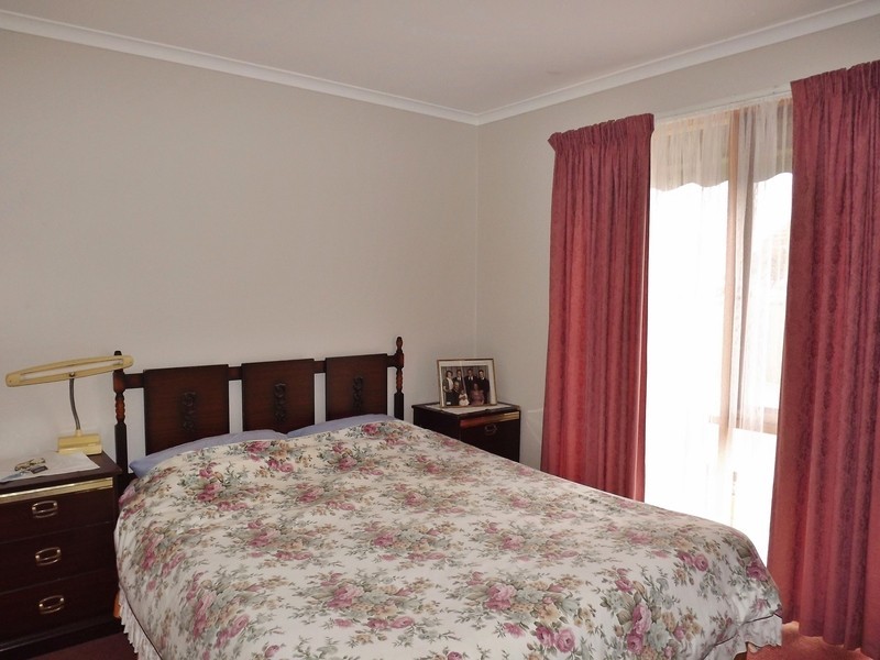 21 Mena Street, Moe VIC 3825