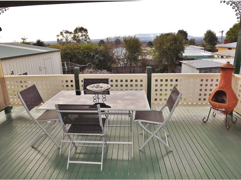 6 Elizabeth Street, Moe VIC 3825