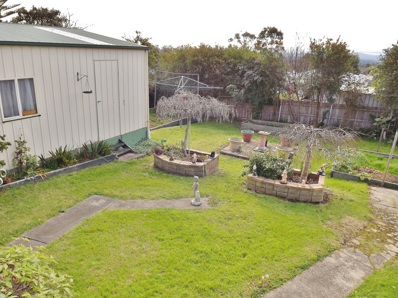 6 Elizabeth Street, Moe VIC 3825