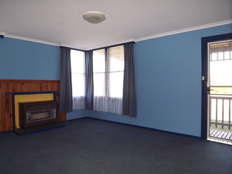 4 Thoresby Street, Newborough VIC 3825