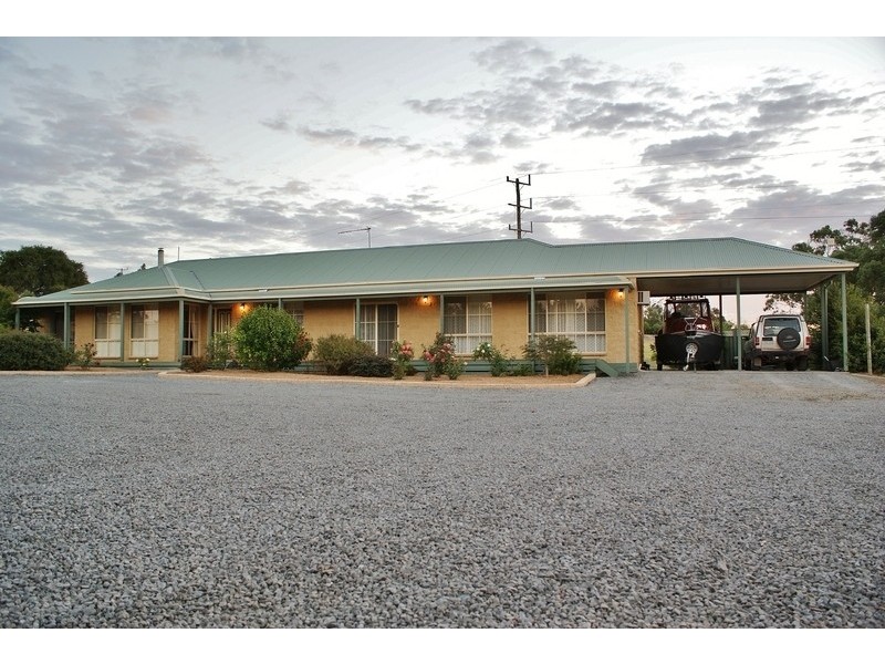 115 McGraths Track, Hernes Oak VIC 3825