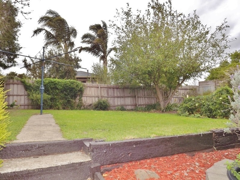 10 Lincoln Street, Moe VIC 3825