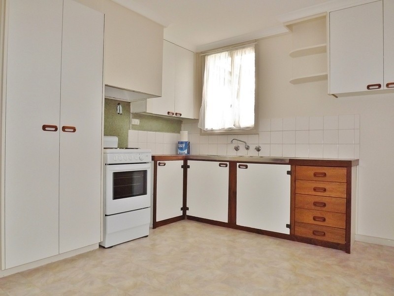 4 Thoresby Street, Newborough VIC 3825