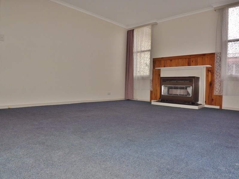 4 Thoresby Street, Newborough VIC 3825