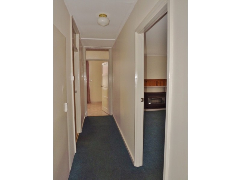 4 Thoresby Street, Newborough VIC 3825