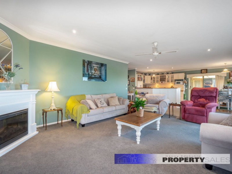 3 Alpha Court, Moe VIC 3825