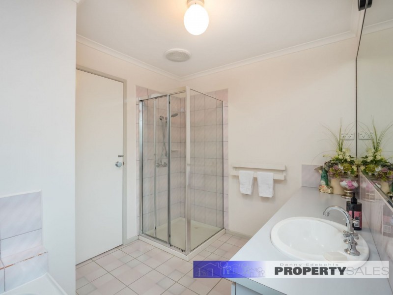 21 Borrmans Street, Moe VIC 3825
