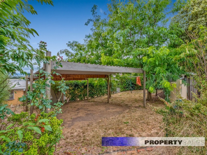 18 Bayley Street, Moe VIC 3825