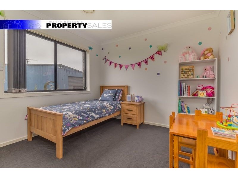 16 Montane Boulevard, Newborough VIC 3825