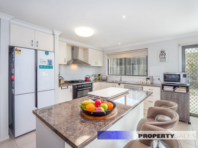 69 Vincent Boulevard, Trafalgar VIC 3824