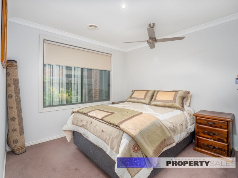 69 Vincent Boulevard, Trafalgar VIC 3824