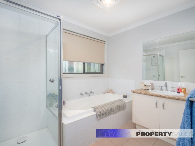69 Vincent Boulevard, Trafalgar VIC 3824