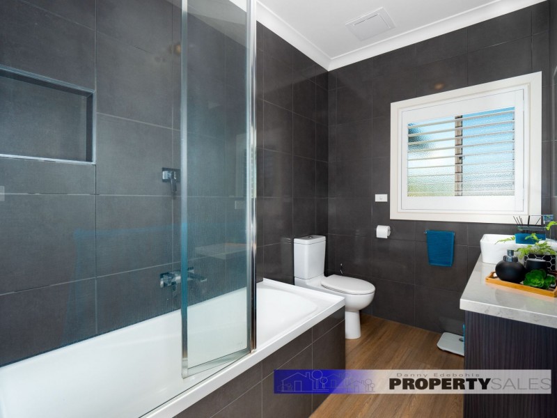22 Tresswell Avenue, Newborough VIC 3825
