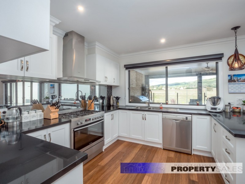 42 Collingwood Drive, Trafalgar VIC 3824