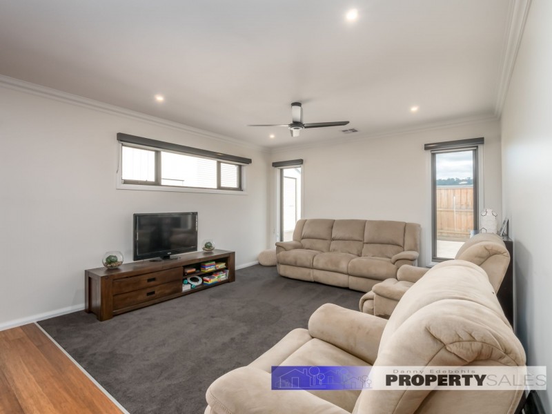 42 Collingwood Drive, Trafalgar VIC 3824