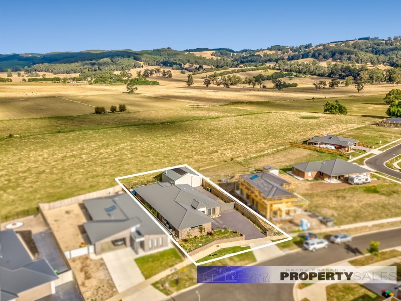 42 Collingwood Drive, Trafalgar VIC 3824