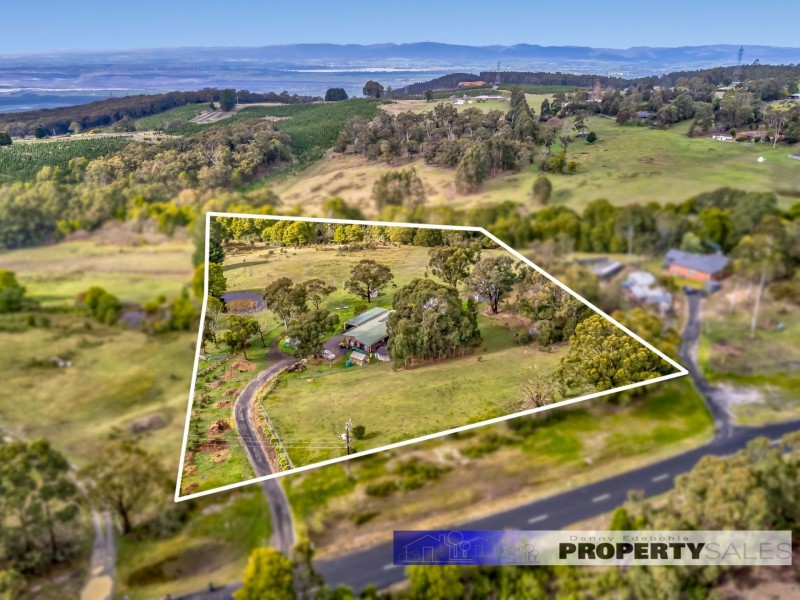 375 McDonalds Track, Hernes Oak VIC 3825