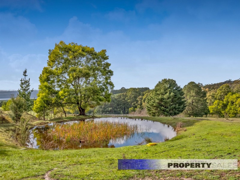 375 McDonalds Track, Hernes Oak VIC 3825