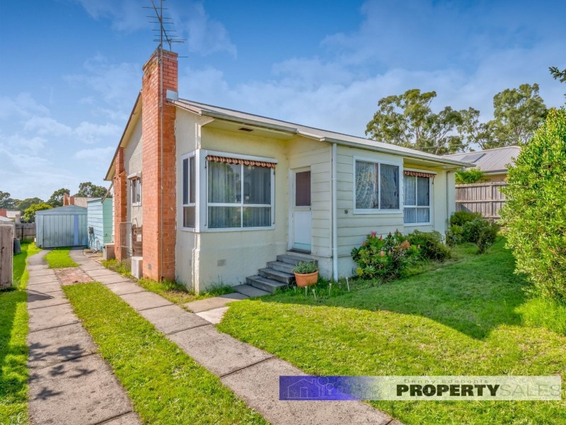 19 Ross Avenue, Moe VIC 3825