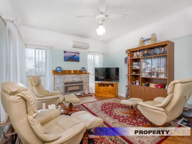 19 Ross Avenue, Moe VIC 3825