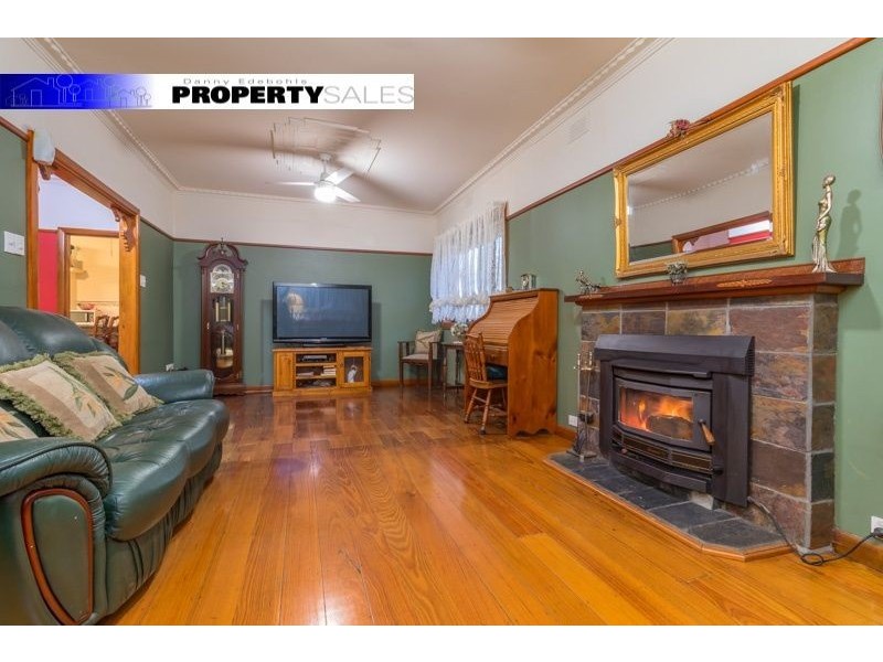 17 Central Avenue, Newborough VIC 3825