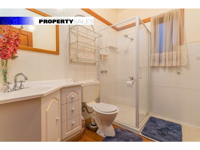 17 Central Avenue, Newborough VIC 3825