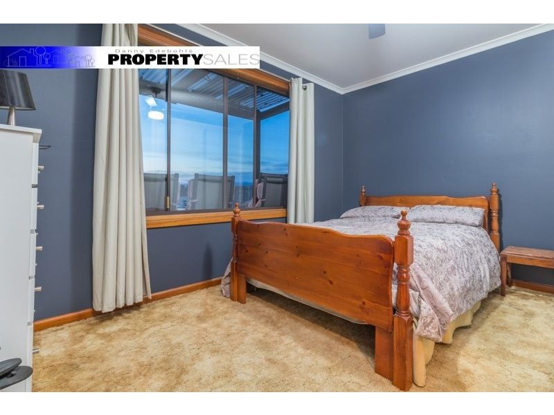 17 Central Avenue, Newborough VIC 3825